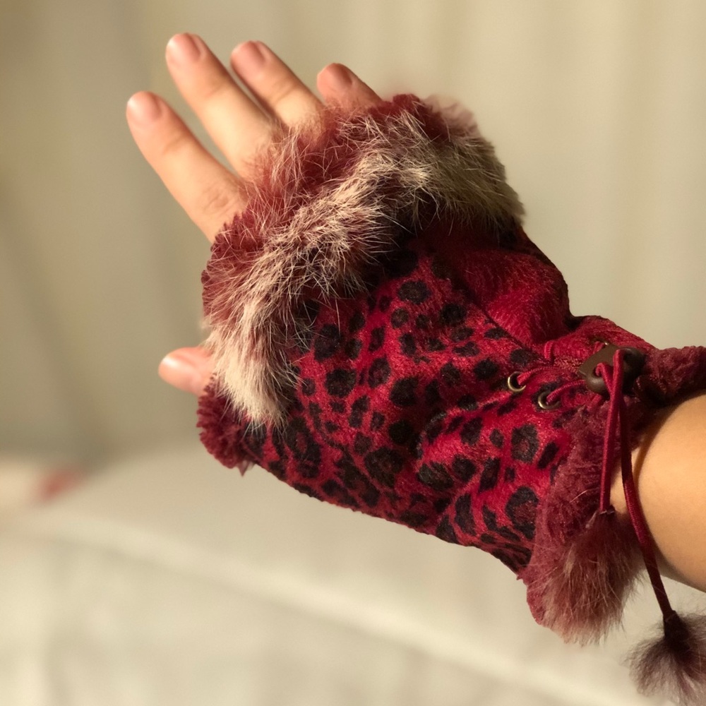 Red Leopard Print Fingerless Gloves